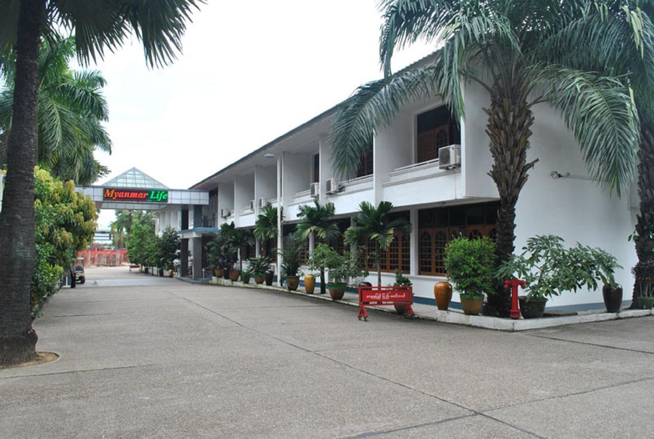 Myanmar Life Hotel Yangon Extérieur photo