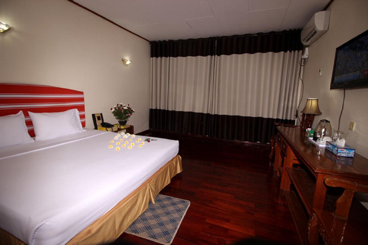 Myanmar Life Hotel Yangon Extérieur photo