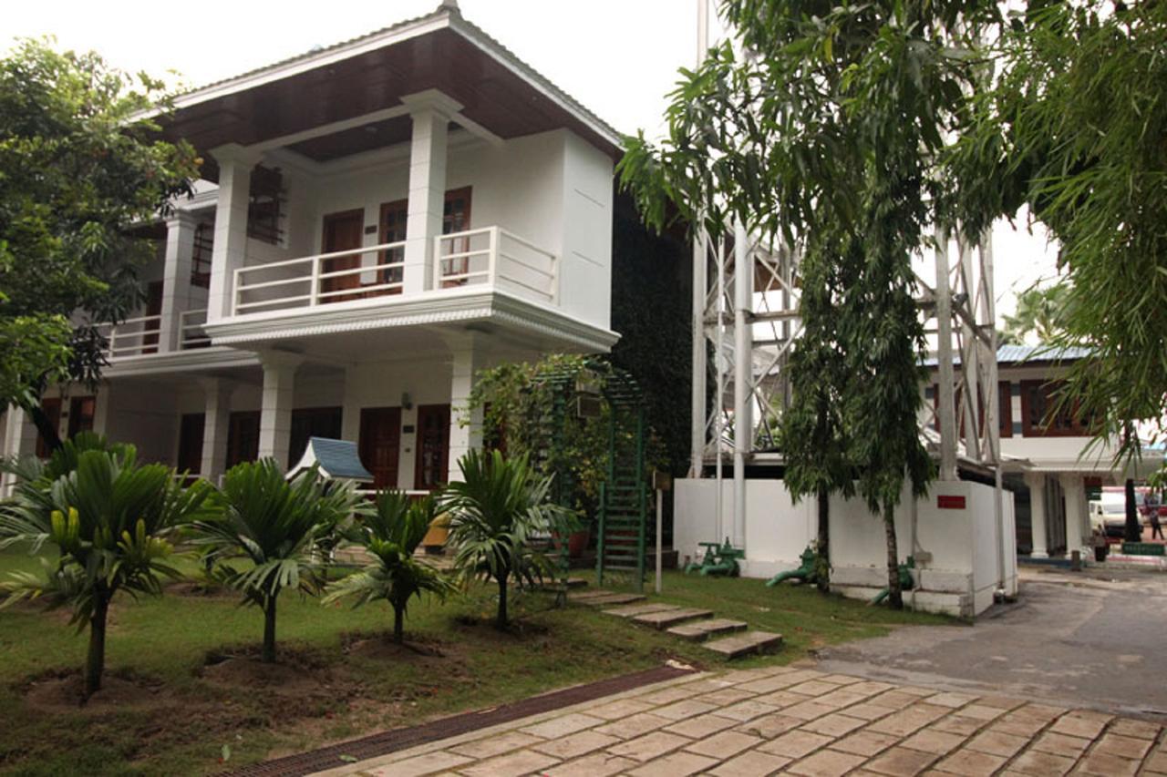 Myanmar Life Hotel Yangon Extérieur photo