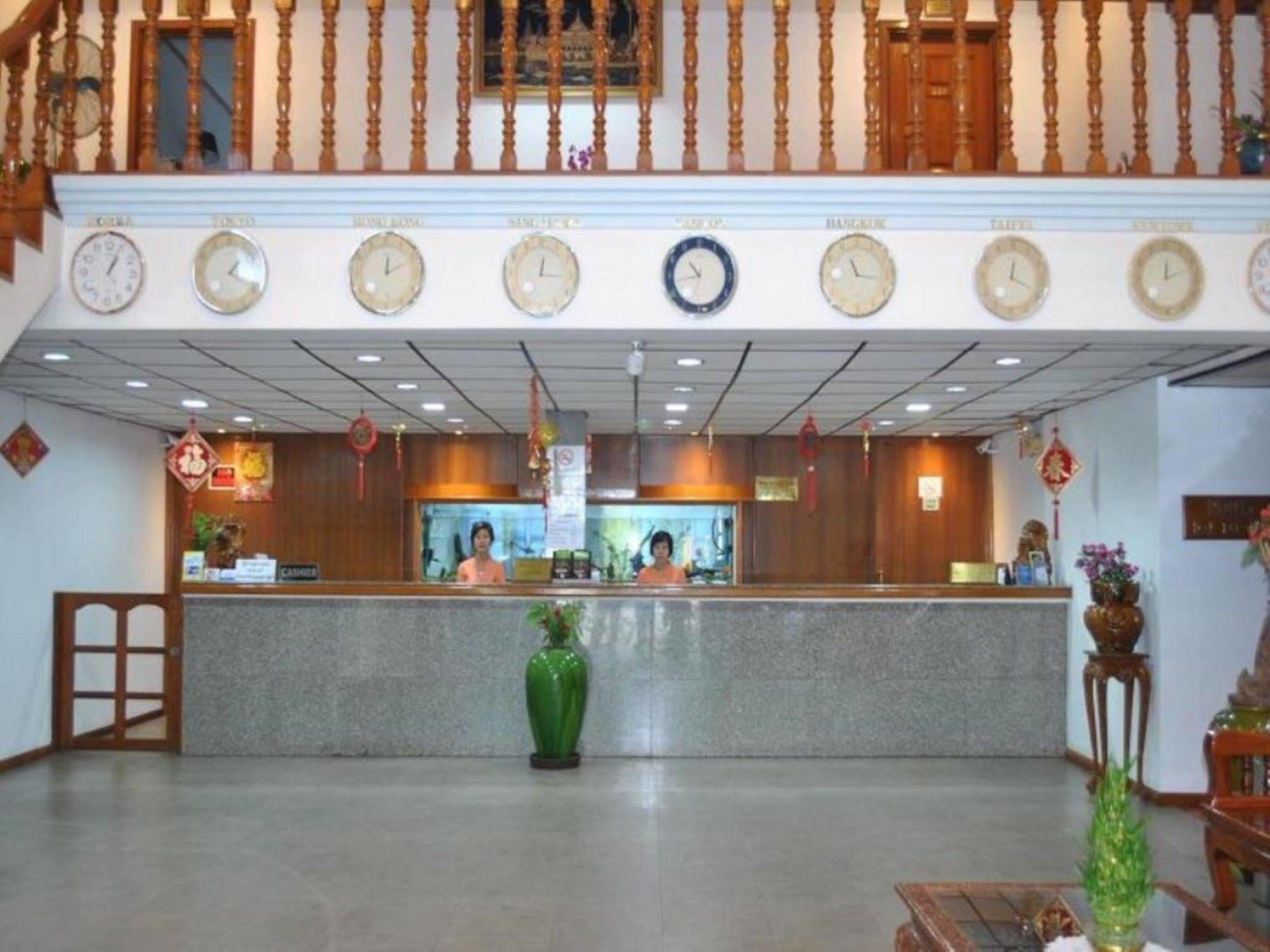 Myanmar Life Hotel Yangon Extérieur photo