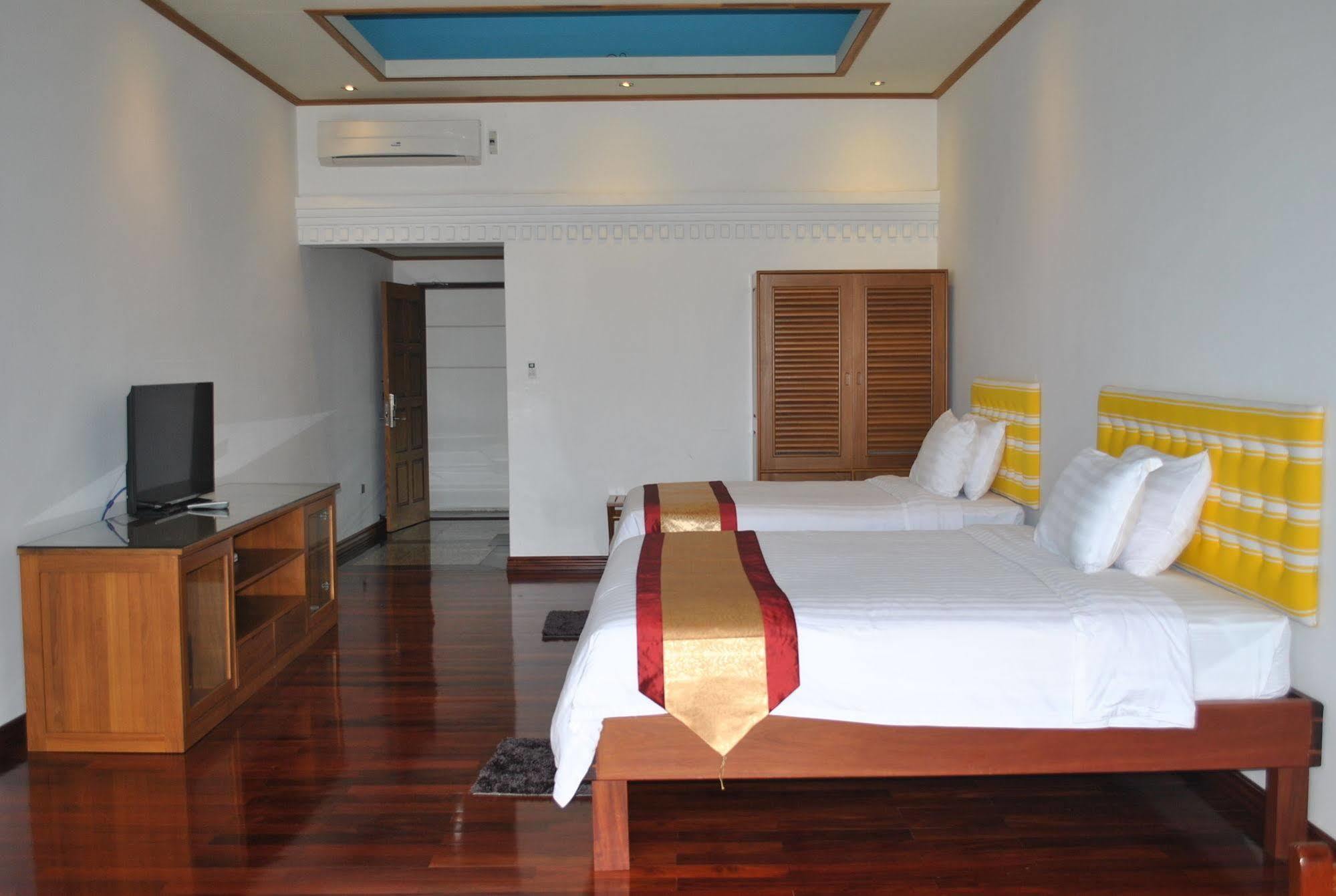 Myanmar Life Hotel Yangon Extérieur photo